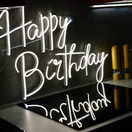 #happybirthday #zakupneonu #wynajemneonu #happybirthday #urodziny #wystrójurodzin #urodzinowaimpreza