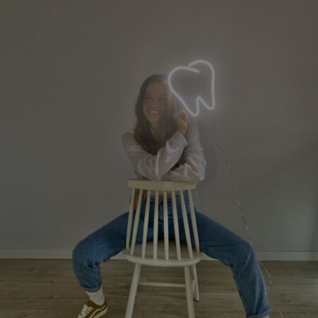 ząbek wróżki zębuszki #neonsklep #zaprojektujneon #duzeneonynasciane #gotoweneonysklep #neon #neonnaściane #neonnazamówienie #neondopokojudziecka #neony #led #ledony #neonLED #neonnawypożyczenie #neondentysta #neonzab #neonstomatologia