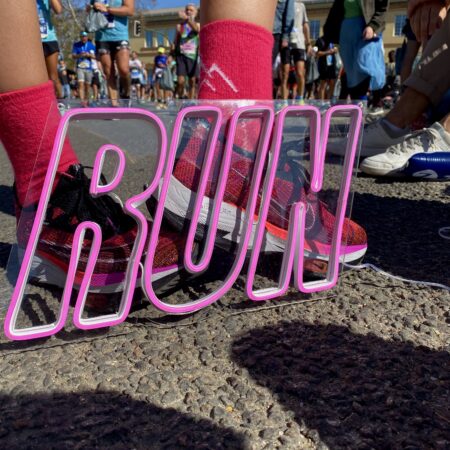 RUN, bieganie, maraton, sport, neon, sportowy baner, kibice, nike, neon, wisi-neon, sportowy neon